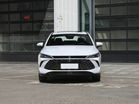 BYD Qin PLUS 2026 – Nouvelle Voiture Familiale PHEV pour les Déplacements Urbains Quotidiens – Berline Électrique à Grande Autonomie