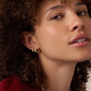 Venta Directa al por Mayor: Pendientes Clásicos Adodo de Oro Laminado de 14k con Micro Pavé de Moissanita, Sin Níquel ni Plomo, para Mujer - Product Image 3