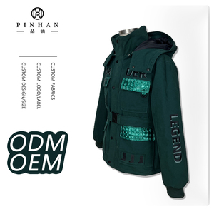 Blouson matelassé utilitaire <span class=keywords><strong>vert</strong></span> foncé pour homme avec capuche amovible, ceinture à la taille et poches métalliques - Product Image 1