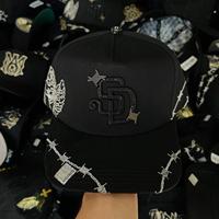 Casquettes de baseball sportives en daim à 5 panneaux avec logo plaqué EL X Aleman, doublure en satin, 100 % polyester, ajustables, vente en gros