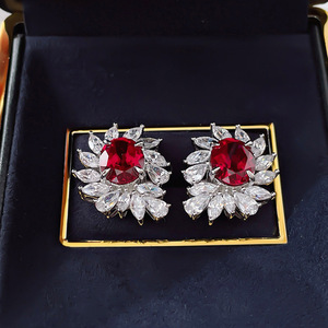 Orecchini a Perno Vintage a Forma di Goccia con Girasole per Donne, Accessori per Orecchie a Forma di Occhio Ovale per Uso Quotidiano - Product Image 3