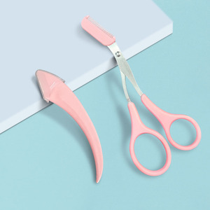 Nouvel ensemble d'outils de toilettage des sourcils en forme de croissant pour usage domestique, avec petit peigne, ciseaux à sourcils, micro-rasoir et - Product Image 1