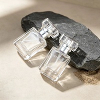 Vaporisateur de parfum de haute qualité 15 ml, flacon carré plat, logo personnalisé, flacon de parfum miniature portable vide