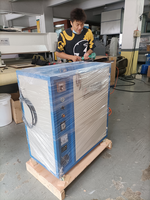 Machine à coller, façonner et sécher les chaussures YUTAI bleue compacte très demandée, 2,5 kW, 220 V, 100 paires/8h, garantie 1 an