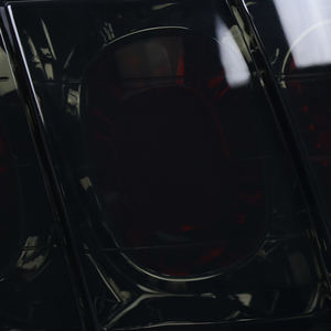 นำไปใช้กับ1999 <span class=keywords><strong>2000</strong></span> 2001 2002 2003 2004สำหรับฟอร์ดมัสแตงงูเห่าคู่เลนส์ควันไฟท้ายสำหรับ LHD ไฟท้าย - Product Image 3