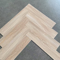 Chevron Vinyle Carreaux de Sol Spc Click Lock Spc Revêtement de Sol Imperméable à Chevrons LVT PVC SPC Planchers Planche pour Intérieur Intérieur