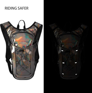 Sac à dos de course professionnel imperméable et léger avec poche à eau intégrée 5L - Product Image 4