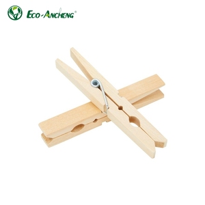 Petites pinces <span class=keywords><strong>à</strong></span> <span class=keywords><strong>linge</strong></span> <span class=keywords><strong>en</strong></span> <span class=keywords><strong>bois</strong></span> naturelles personnalisées pour les photos - Product Image 4