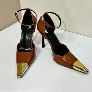 Vente en gros Nouveauté 2026 Sandales pour femmes à talon haut, motif léopard, bout ouvert, ornées de strass, avec semelle intermédiaire en similicuir amortissante - Product Image 5