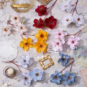 ช่อดอกไม้ประดิษฐ์ดอกชบา 3 หัว ยี่ห้อ Yixuan สำหรับตกแต่งงานแต่งงาน - Product Image 3