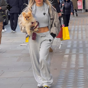 Ensemble de survêtement 3 pièces gris pour femme : sweat-shirt court, veste bomber et pantalon de survêtement large – Tenue décontractée streetwear et loungewear - Product Image 3