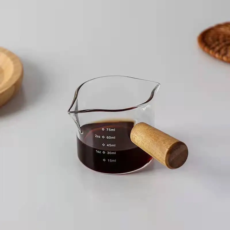 75Ml Dubbele Tuit Espresso Shot Glas Met Houten Handvat Glazen Maatbeker Gecondenseerde Melk Ahornsiroop Espresso Melkbekers