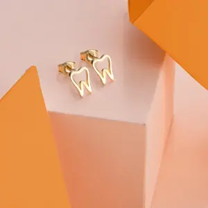 Orecchini a Forma di Molare all'Ingrosso, Placcati in Oro 18k, Gioielli Dentali Lucidati, Regalo di Natale per Assistenti di Igiene Dentale - Product Image 1