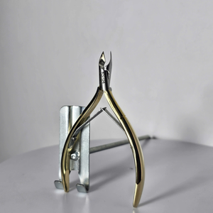 Pince à cuticules professionnelle en acier inoxydable OEM, coupe-cuticules, outil de manucure et pédicure résistant à la rouille pour salon - Product Image 6