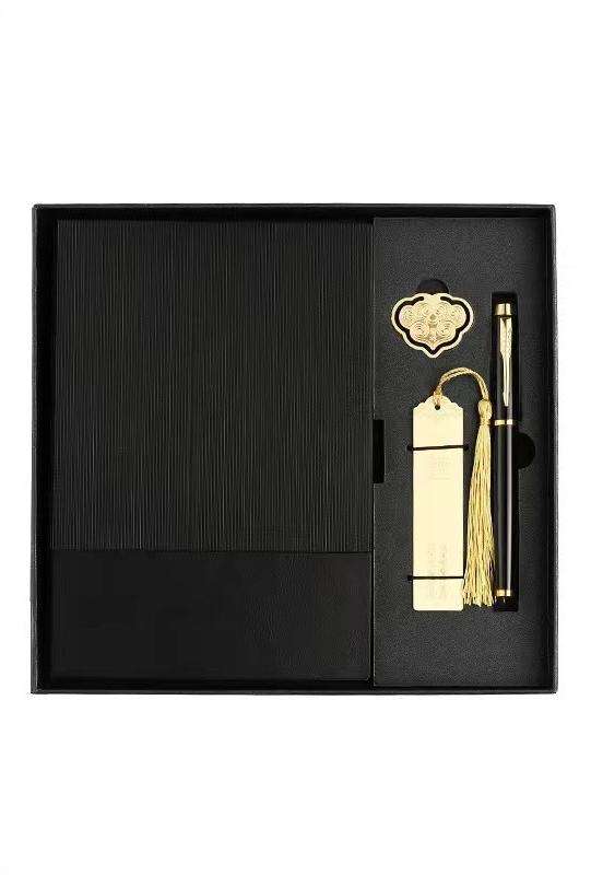 ชุดสีดำ2