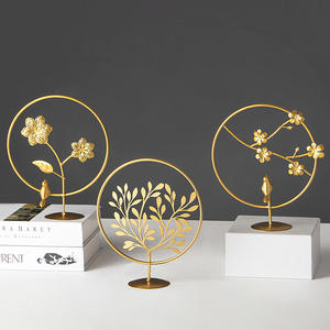 Großhandel Luxus Wohnzimmer Weins chrank Veranda Home Decorations Kreative Metall Handwerk Ins Eisen blatt Ornamente - Product Image 3