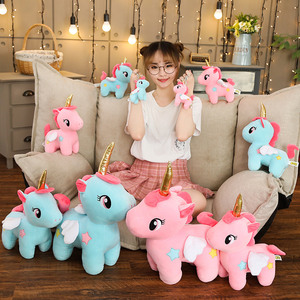 Peluche Unicorno Kawaii con Corna Dorate, Simpatico Cavallo Volante Pegaso con <span class=keywords><strong>Ali</strong></span>, Morbido Pupazzo Animale Rosa Blu per Regalo Ragazze - Product Image 1