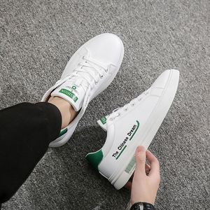 Chaussures blanches pour hommes, style étudiant, simples et tendance, version coréenne des chaussures de sport, adaptées à la course à pied et aux exercices décontractés - Product Image 5