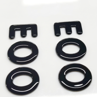 Étiquettes de vêtements en silicone 3D personnalisées pour presse à chaud, logo sportif en silicone brillant en relief pour vêtements, t-shirts et sweats à capuche