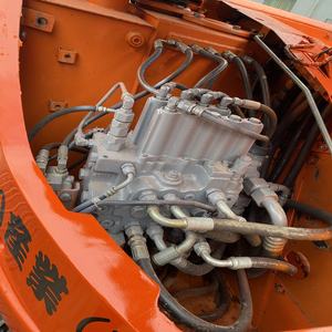 Excavadora Hitachi Zaxis 75 Usada en Japón, Mini Excavadora de 7.5 Toneladas de Segunda Mano, Hitachi Zx75/ Zx75us/ Zx75ur en Venta - Product Image 6