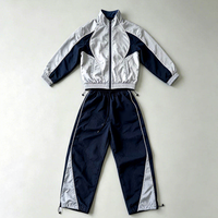 Veste de survêtement coupe-vent en nylon tissé réfléchissant pour homme, avec logo personnalisé OEM, respirante, séchage rapide, avec bandes blanches