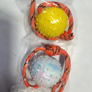 Gioco per Cani da Tiro alla Fune Resistente - Palla Interattiva in Gomma su Corda per Masticatori Aggressivi e Addestramento - Product Image 6