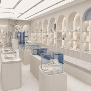 Aménagement intérieur de la boutique phare de bijouterie, comptoir d'accueil personnalisé, vitrine en verre, projet de décoration et d'aménagement complet pour la vente au détail - Product Image 2
