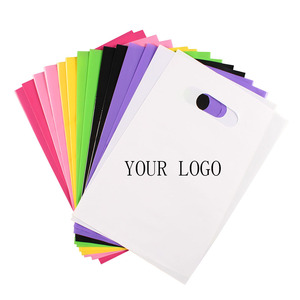 Sacs à T-shirts refermables personnalisés en <span class=keywords><strong>plastique</strong></span> <span class=keywords><strong>LDPE</strong></span> durable de haute qualité avec poignée découpée et votre propre logo, modèle YS S23 - Product Image 3