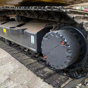 Presque neuf Machines Komatsu Ingénierie de la construction Excavatrice sur chenilles d'occasion Pc200-8 Komatsu à vendre - Product Image 6