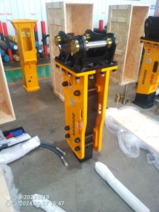 Martillo Hidráulico SB 40 con Motor para Excavadoras y Cargadoras de 4-7 Toneladas, 250 kg, 1 Año de Garantía - Product Image 4