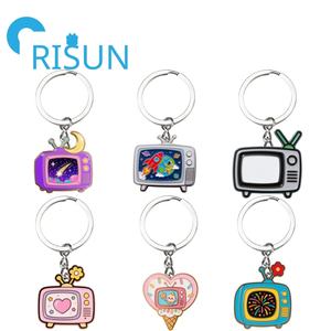 Gantungan kunci Enamel TV logam kustom pabrik gantungan kunci Aksesori gantungan kunci film Anime kartun kustom Aksesori gantungan kunci televisi lama Retro - Product Image 1