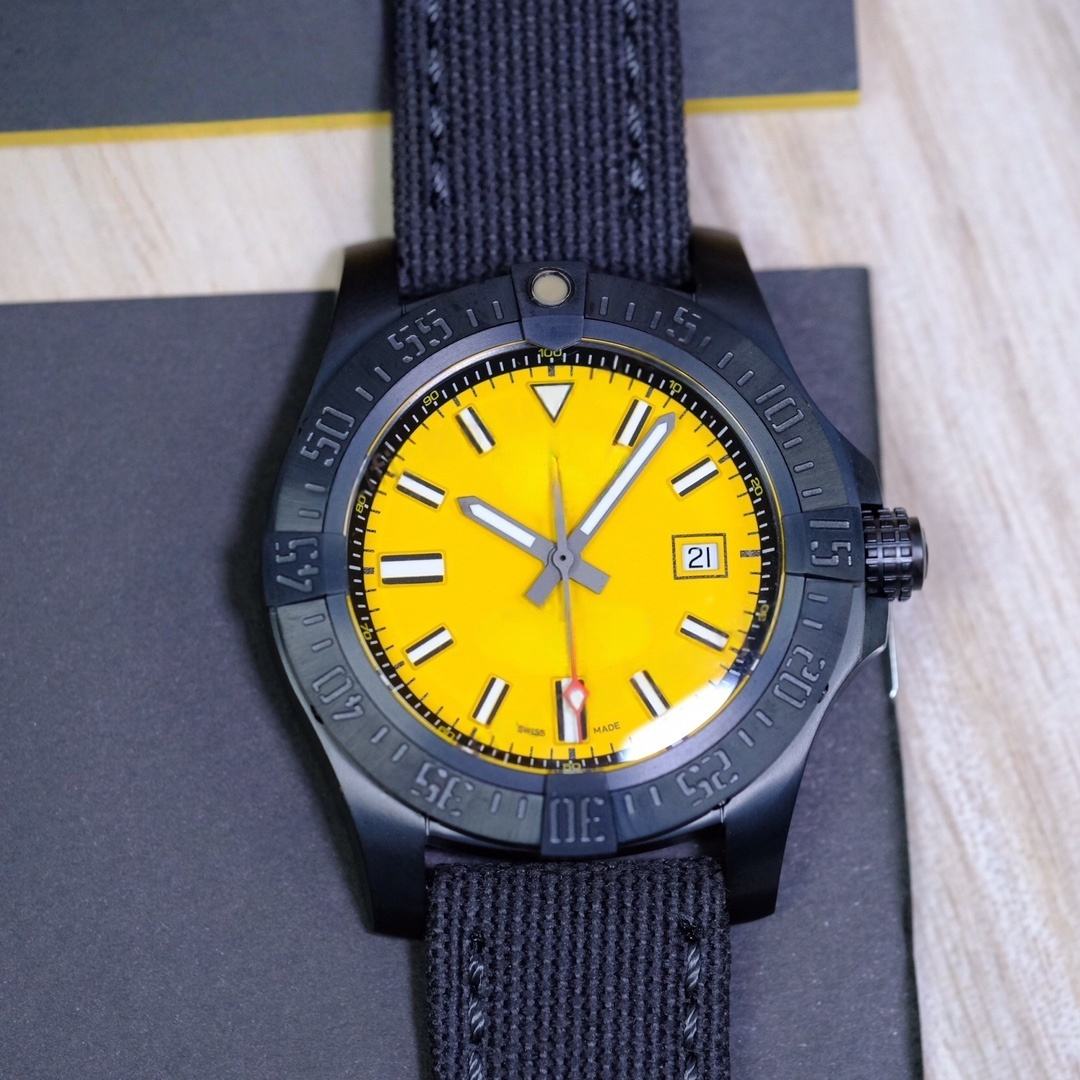 สีเหลือง