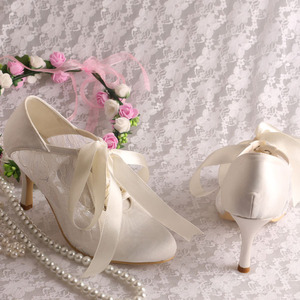 Wedopus complaciente zapatos de boda de blanco encaje - Product Image 3