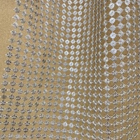 S-12568-1 Nouveau design Tissu en dentelle brodée de paillettes de 6 mm motif filet de poisson doré pour maillots de bain et robes de mode pour filles et garçons