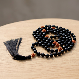 Collar Mala de 108 cuentas de Ónix Negro y Rudraksha de 6mm, con borla anudada a mano, cuentas de oración para Yoga y Meditación, Venta al por mayor, India - Product Image 5