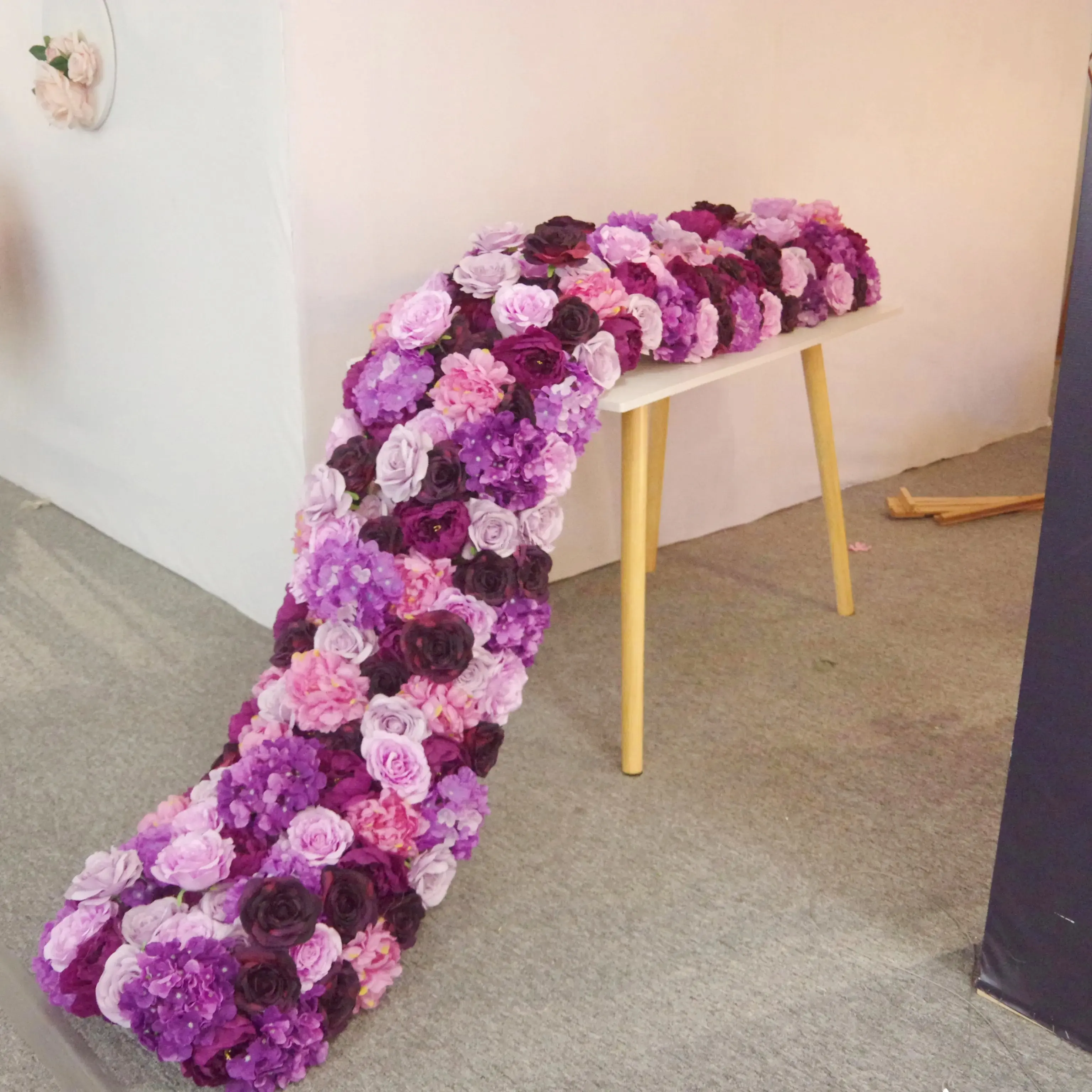 Corredor artificial para decoração de escadas, arco de casamento, pingente de flores, orquídea e borboletas, rosa branca artificial