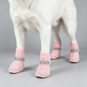 Scarpe Sportive Estive Impermeabili in Poliestere a Rete per Cani, Comode e Traspiranti, con Suola Morbida, Ideali per Passeggiate e Attività all'Aperto - Product Image 1
