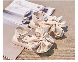 Sandali per ragazze 2023 estate nuove scarpe da principessa per bambina scarpe con strass rosso netto suola morbida scarpe per bambini grandi per bambini - Product Image 3