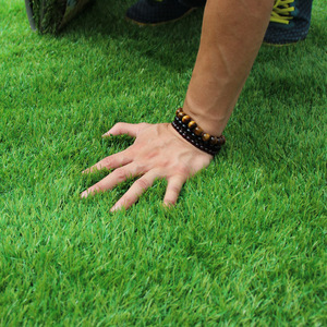 Muestra Gratuita de Césped Artificial Natural de Plástico de 20mm/30mm/40mm/50mm, Rollo de Césped Artificial para Jardín, Alfombra de Césped Artificial para Paisajismo - Product Image 3