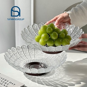 <span class=keywords><strong>Assiette</strong></span> en verre transparente embossée faite à la main de luxe, <span class=keywords><strong>décorative</strong></span>, personnalisée, avec <span class=keywords><strong>pied</strong></span>, <span class=keywords><strong>pour</strong></span> fruits, <span class=keywords><strong>pour</strong></span> événements - Product Image 1