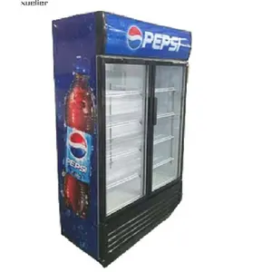 百事可乐冰箱，带玻璃门，用于饮料展示和促销