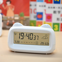 YAOQIU Cartoon-Katzen-Leuchtwecker mit Batteriebetrieb für Schüler und Kinder, Mini-Digitaluhr, Smarte Tischuhr, Modern