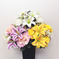 Buket Bunga Lily Rose Palsu Campuran untuk Dekorasi Pernikahan, Centerpiece Meja Bunga Pernikahan, Grosir Dekorasi & Perlengkapan Pernikahan