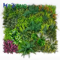 Mur végétal artificiel en panneaux synthétiques avec fausses fleurs et feuilles, mur vert suspendu pour mariages, en matériaux artificiels