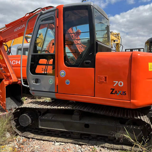 Excavatrice d'occasion HITACHI ZX70 pour travaux de terrassement à vendre - Product Image 1