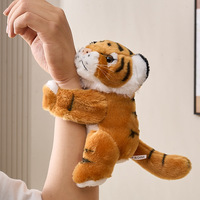 Bracelet claquant en peluche super doux personnalisé en forme de tigre/koala/léopard/éléphant, jouet animal en peluche fantaisie anti-stress