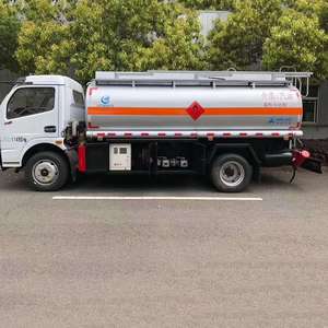 Camión de repostaje multifunción, camión de aceite de 5000 litros, <span class=keywords><strong>4x4</strong></span>, venta con precio directo de fábrica - Product Image 2