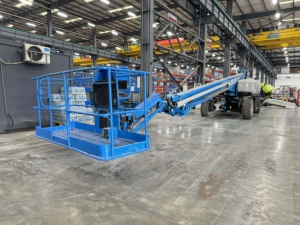 Menggunakan 2015 -2025 <span class=keywords><strong>Genie</strong></span> Lift Boom is mengangkat dentuman S105 XC 32M tinggi hidrolik lengan engkol Boom mengangkat Platform kerja udara - Product Image 3