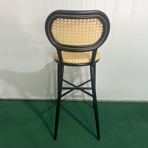 Tabouret de <span class=keywords><strong>bar</strong></span> en rotin PE avec structure métallique noire, <span class=keywords><strong>chaise</strong></span> haute de comptoir, tabouret haut de bistrot français vintage pour <span class=keywords><strong>bar</strong></span>, café, cuisine extérieure, îlot - Product Image 5