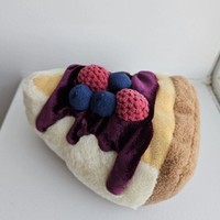 Jellycatt Seri Dessert Inggris Edisi Terbatas Blueberry Cheesecake Mainan Boneka Plush Poliester Super Lembut Bentuk Makanan - Hadiah Manis